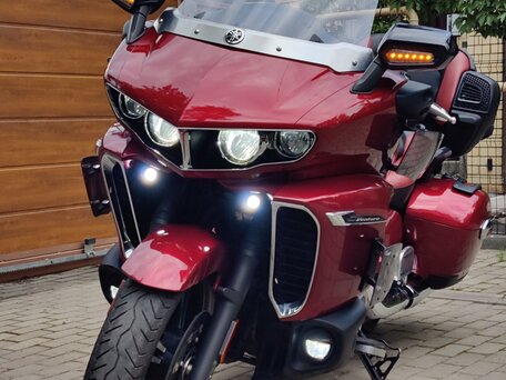 2017 Yamaha Star Venture, красный, 1890000 рублей, вид 5