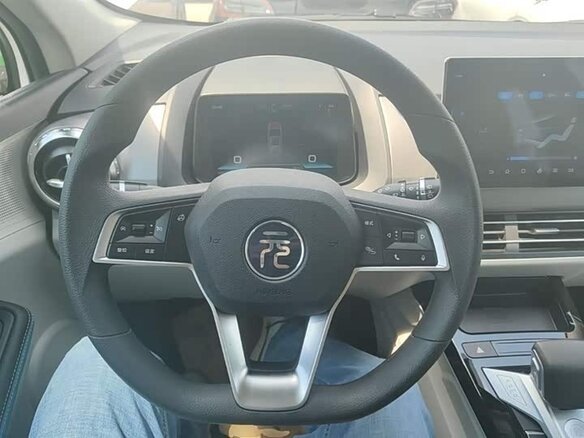 2024 BYD Yuan Pro (47 kWh) I Рестайлинг 2 (Pro), белый - вид 9