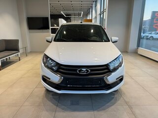 2026 Lada (ВАЗ) Granta I Рестайлинг, белый, 1068000 рублей, вид 2