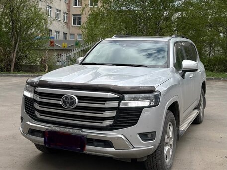 2022 Toyota Land Cruiser 300 Series, серый, 10230000 рублей, вид 3