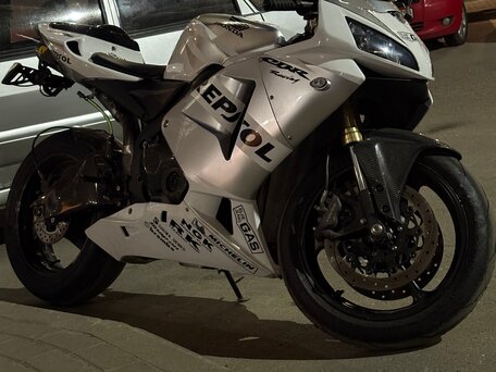 2007 Honda CBR 600RR, белый, 550000 рублей, вид 3