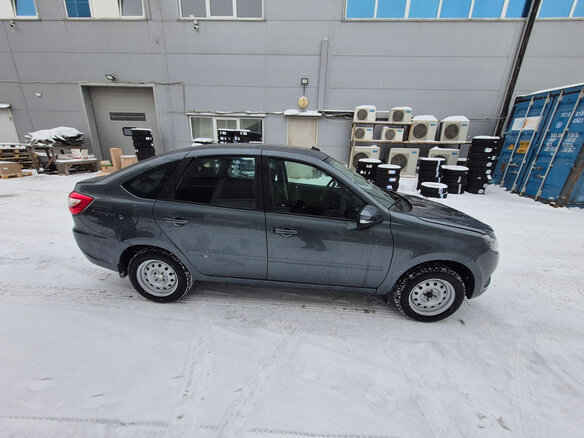 2026 Lada (ВАЗ) Granta I Рестайлинг, серый, 1037000 рублей - вид 11