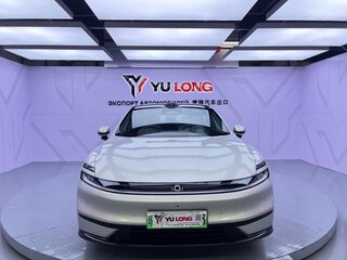 2026 Changan Qiyuan A06 28.39 kWh, серебристый, 2100000 рублей, вид 5