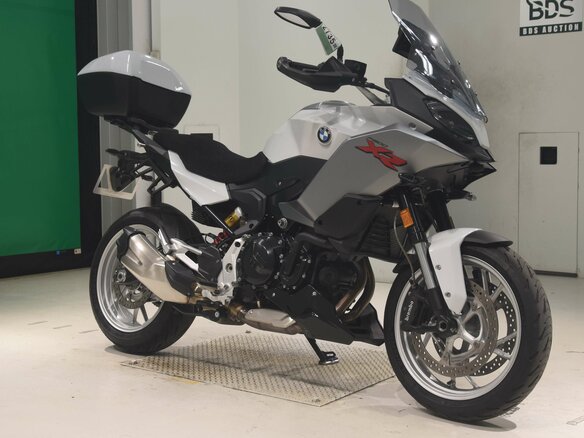 2022 BMW F 900 XR, серый, 900000 рублей