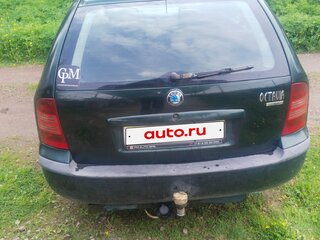 2002 Skoda Octavia I (A4) Рестайлинг, зелёный, 265000 рублей, вид 3