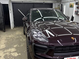 2022 Porsche Macan I Рестайлинг 2, красный, 8499999 рублей, вид 4