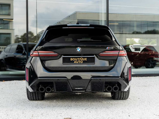 2025 BMW M5 Touring VII (G90), чёрный, 22160000 рублей, вид 3