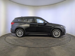 2020 BMW X1 18i sDrive II (F48) Рестайлинг, чёрный, 2635000 рублей, вид 4