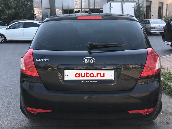 2010 Kia Ceed I Рестайлинг, чёрный, 750000 рублей - вид 3