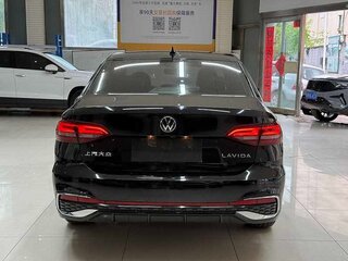 2023 Volkswagen Lavida III Рестайлинг, чёрный, 1610000 рублей, вид 5