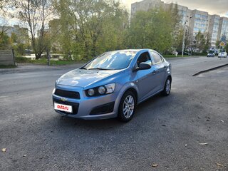 2013 Chevrolet Aveo II, голубой, 448000 рублей, вид 2