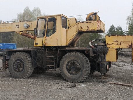 1990 Юргинец КС-45718, 1100000 рублей, вид 2