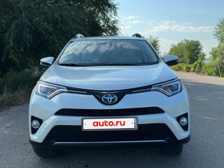 2017 Toyota RAV4 IV (XA40) Рестайлинг, белый, 2900000 рублей, вид 2