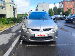 2006 Mitsubishi Grandis I, серебристый, 380000 рублей, вид 2
