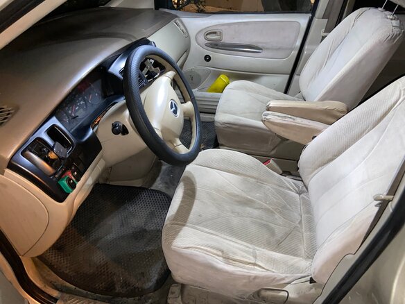 2000 Mazda MPV II (LW), серый, 95000 рублей - вид 3