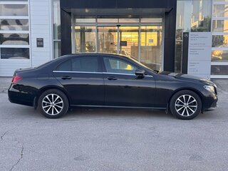 2019 Mercedes-Benz E-Класс 200 V (W213, S213, C238), чёрный, 2809000 рублей, вид 4