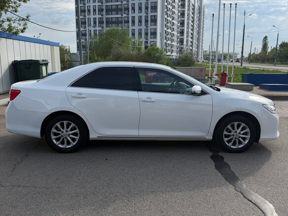 2014 Toyota Camry VII (XV50), белый, 1300000 рублей - вид 7