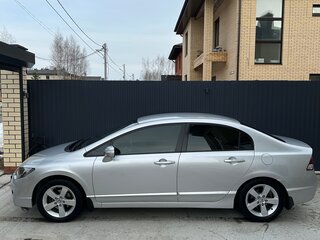 2009 Honda Civic VIII Рестайлинг, серебристый, 1095000 рублей, вид 2