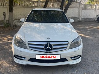 2010 Mercedes-Benz C-Класс 180 BlueEFFICIENCY III (W204), белый, 1250000 рублей, вид 1