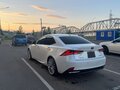 2018 Lexus IS 300h III Рестайлинг, белый, 2490000 рублей - вид 7