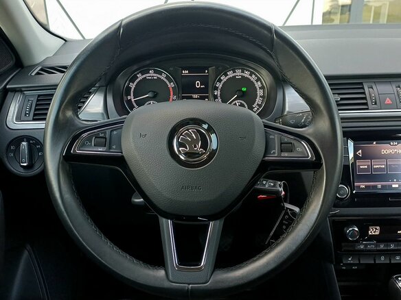 2018 Skoda Rapid I Рестайлинг, серебристый, 1519000 рублей - вид 11