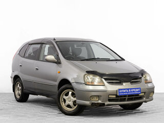 Nissan Tino