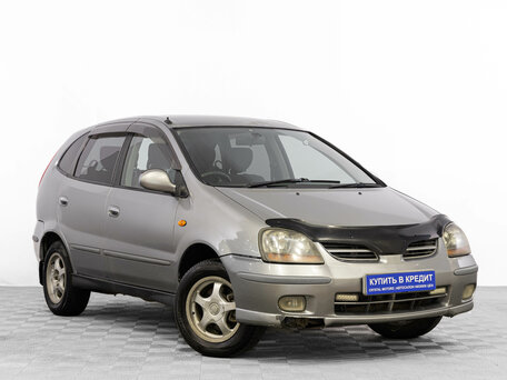 Nissan Tino