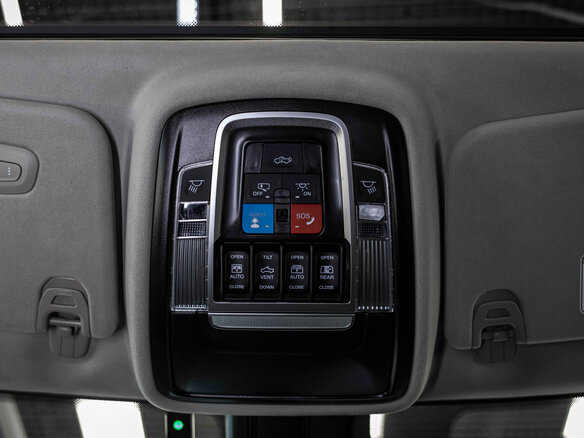 2026 Ram 1500 Crew Cab V Рестайлинг, белый - вид 32