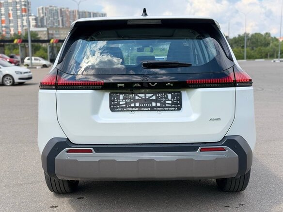 2025 Toyota RAV4 VI (XA60), белый, 4400000 рублей - вид 4