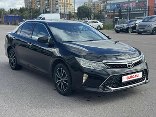 2017 Toyota Camry VII (XV50) Рестайлинг 2, чёрный, 1950000 рублей, вид 3