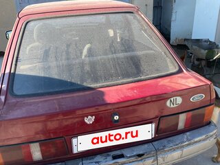 1987 Ford Escort IV, красный, 150000 рублей, вид 2