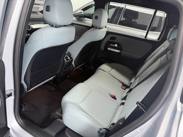 2025 Mercedes-Benz EQB 260 I Рестайлинг, серебристый, 4130000 рублей - вид 14