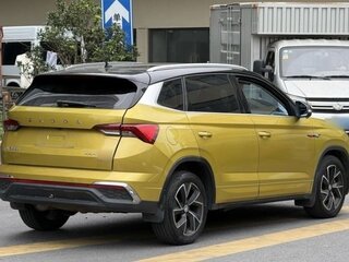 2022 Skoda Kamiq GT I (China Market), жёлтый, 2300000 рублей, вид 3