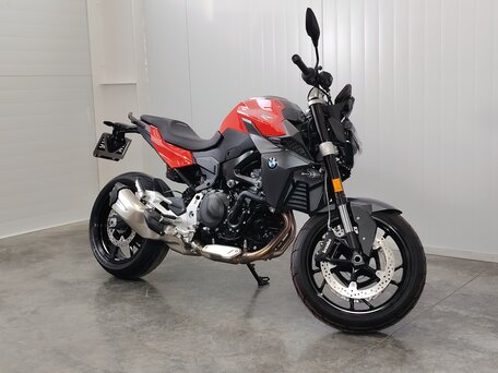 2024 BMW F 900 R, красный, 1049000 рублей, вид 2