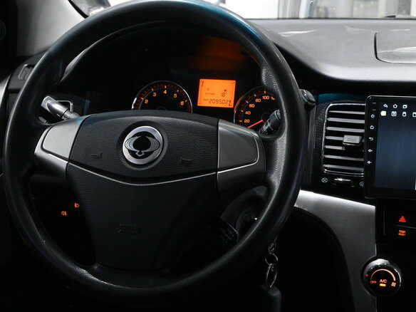 2013 SsangYong Actyon II, серый, 770000 рублей - вид 10