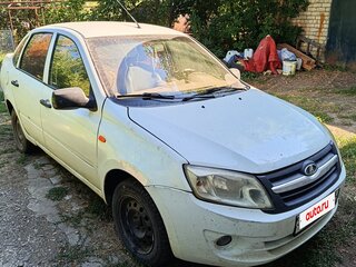 2013 Lada (ВАЗ) Granta I, белый, 265000 рублей, вид 2