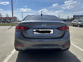 2018 Hyundai Solaris II, серый, 1500000 рублей, вид 4