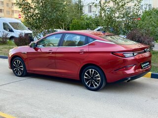 2023 JAC J7 I, красный, 950000 рублей, вид 5