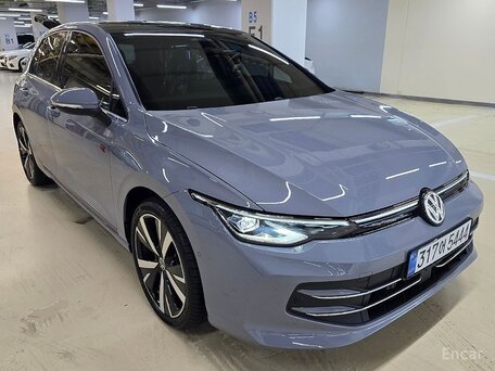 2026 Volkswagen Golf VIII Рестайлинг, серый, 3126470 рублей, вид 4