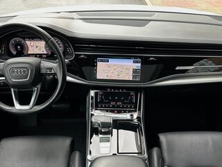 2020 Audi Q8 50 TDI I (4M), белый, 7199000 рублей, вид 3