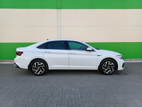 2022 Volkswagen Sagitar III Рестайлинг, белый, 1847000 рублей, вид 4
