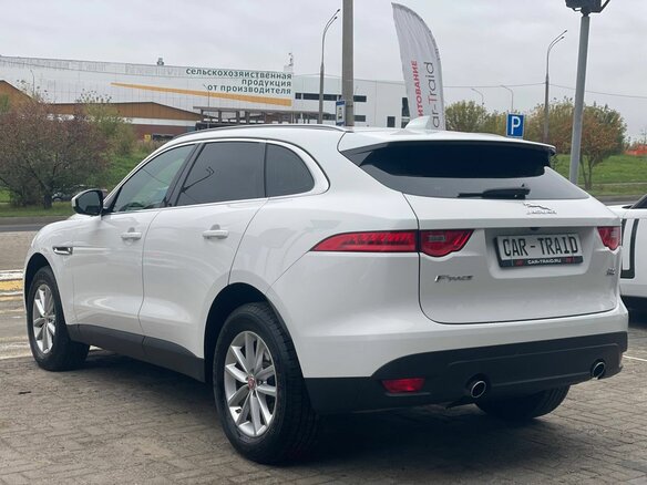 2018 Jaguar F-Pace I, белый, 2250000 рублей - вид 6