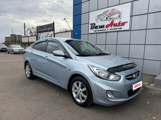 2011 Hyundai Solaris I, серый, 797000 рублей, вид 1
