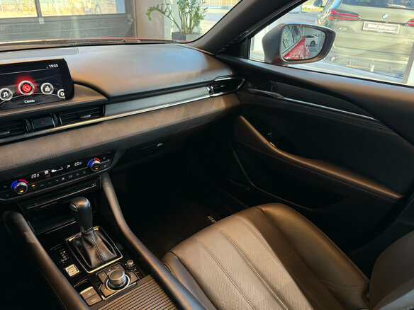 2019 Mazda 6 III (GJ) Рестайлинг 2, красный, 2690000 рублей - вид 24
