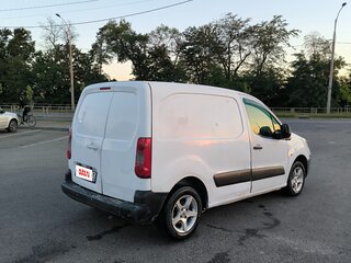 2009 Peugeot Partner II, белый, 420000 рублей, вид 4