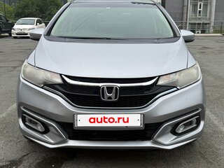 2018 Honda Fit III Рестайлинг, серый, 925000 рублей, вид 3