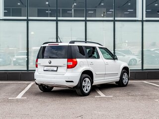 2014 Skoda Yeti I Рестайлинг, белый, 1149000 рублей, вид 2
