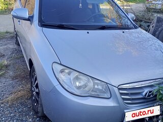 2010 Hyundai Elantra IV (HD), серебристый, 650000 рублей, вид 2