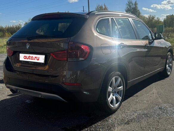 2012 BMW X1 18i I (E84) Рестайлинг, коричневый, 1650000 рублей - вид 4