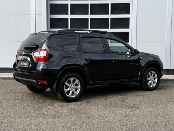 2017 Nissan Terrano III (D10), чёрный, 1082000 рублей - вид 4